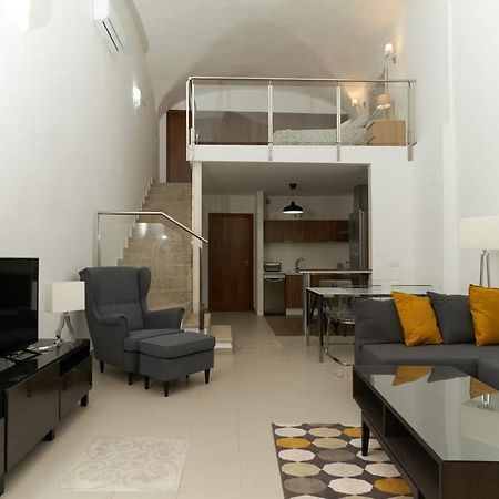 Apartamento Turístico Centro Monumental -- Caces Exterior foto